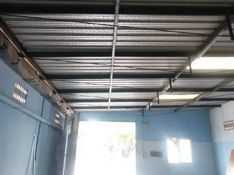 Galpon en Alquiler en Bella Vista, $ 700.000
