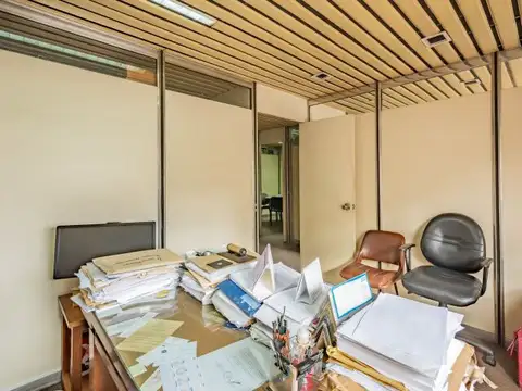 VENTA OFICINA EN MICROCENTRO
