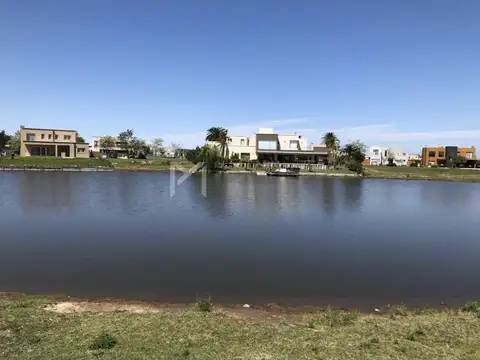 Terreno en Venta en El Cantón - Barrio Islas, USD 154.900