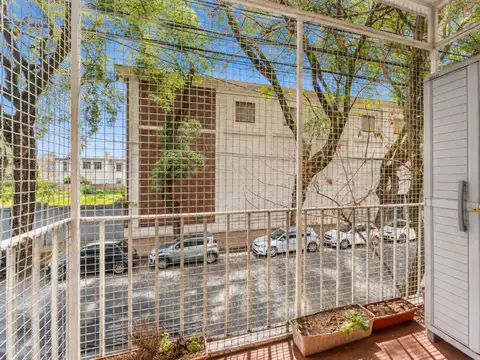 VENTA DPTO 3 AMB. BALCÓN FRENTE PLAZA ARENALES
