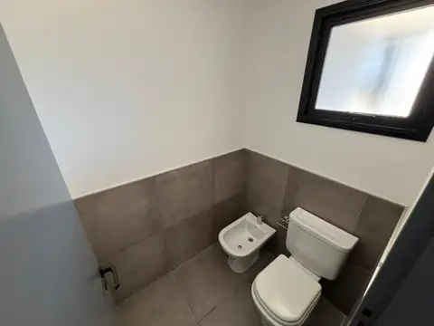 ALQUILER – Dúplex 2 dormitorios con patio, pileta y asador en Docta