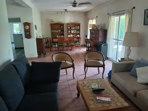 Casa Triplex  en Venta en La Casualidad, Pilar, G.B.A. Zona Norte