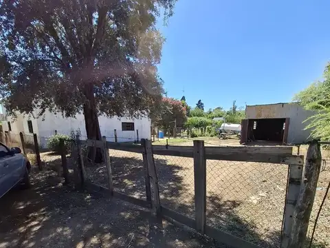 Casa 4 ambientes con 1 baño