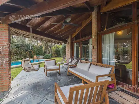 Casa en Venta al Oeste