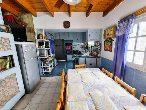 Casa 16 ambientes con 11 baños