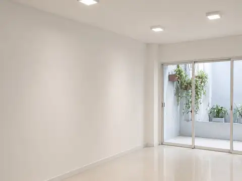 Local en Alquiler en Microcentro, $ 2.700.000