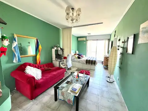 VENTA MONOAMBIENTE CABA A  200 METROS DE PARQUE LEZAMA /BALCON AL FRENTE - PISO ALTO Y SEGURIDAD 24