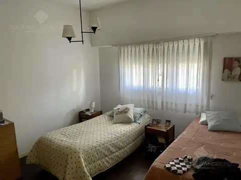 Casa 2 ambientes con 1 baño