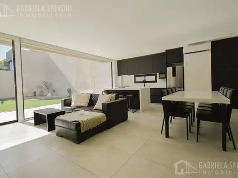 Casa en Venta 1 año