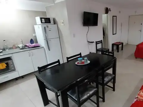 Venta Monoambiente amplio con balcón saliente en Miramar