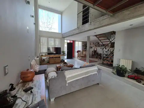 Casa 3 dorm. Zona IUPA, General Roca