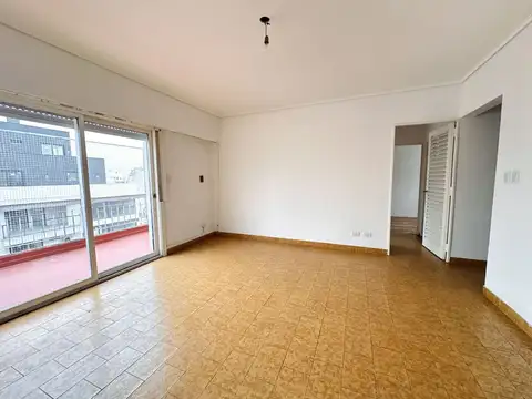 PISO 3 AMB. AL FRENTE CON BALCON TERRAZA + COCHERA + BAULERA Villa del Parque