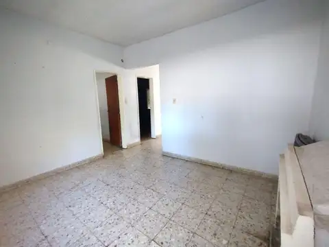 Depto Tipo Casa en Alquiler con 1 cocheras