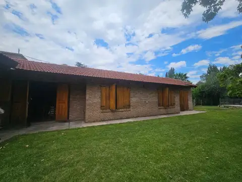 Casa en Alquiler en Chacras De Coria, $ 1.800.000