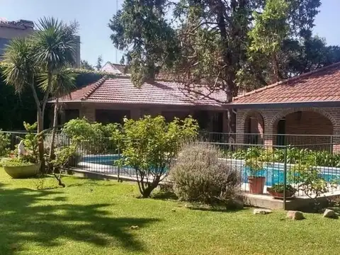 Imponente casa en venta en calle Florencio Sanchez