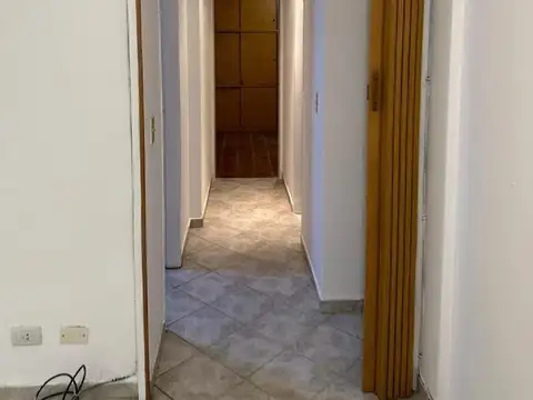 Depto Tipo Casa en Venta 24 años