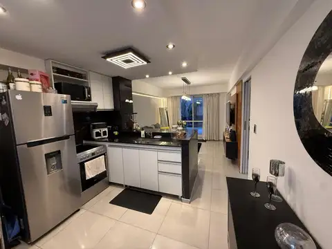 DOS DEPARTAMENTOS EN EL MICROCENTRO DE ROSARIO