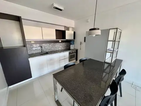 Departamento en Alquiler con 1 cocheras