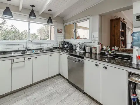 VENTA CASA 4 DORM MANZANARE CHICO PILAR APTO CRED