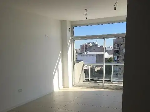 Departamento en Venta en Mataderos, USD 165.000