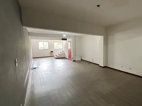 Gabriela Mistral 2300, Piso 1