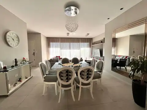 Departamento en Venta con 2 cocheras