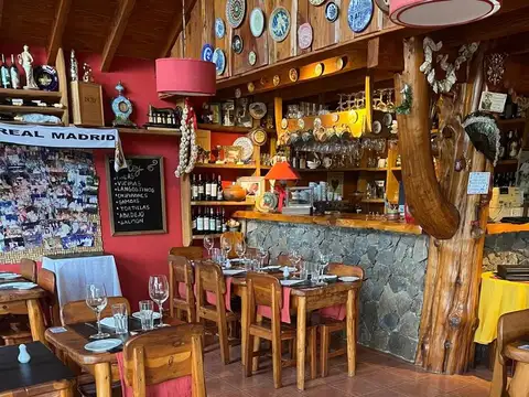 VENTA- Av 7 Lagos-Local comercial equipado    2 deptos , Villa la  Angostura