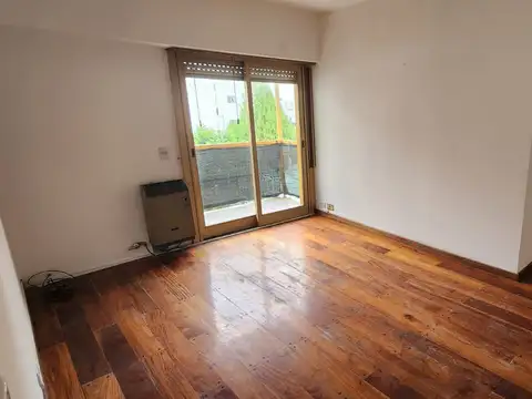 DEPARTAMENTO 2 AMBIENTES CONTRAFRENTE CON BALCON