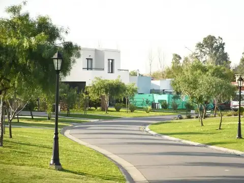 Terreno en Venta en Pilar Del Este - Santa Elisa, USD 23.000
