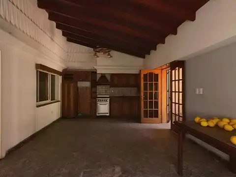 Casa en Venta en Monte Grande, USD 110.000