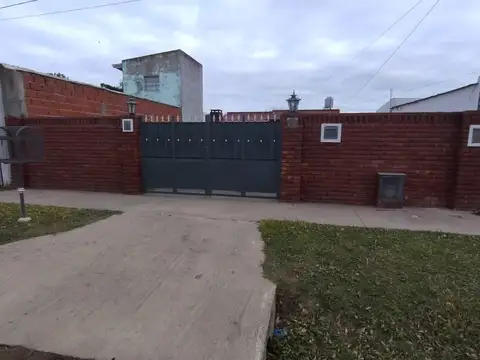 Casa en venta, Calle 2 e/ 21 y 23, Lima, Partido de Zarate.