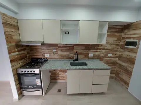 Santo Tomé 4400, Piso 2