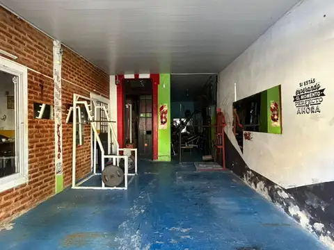 Casa en Venta con 1 cochera
