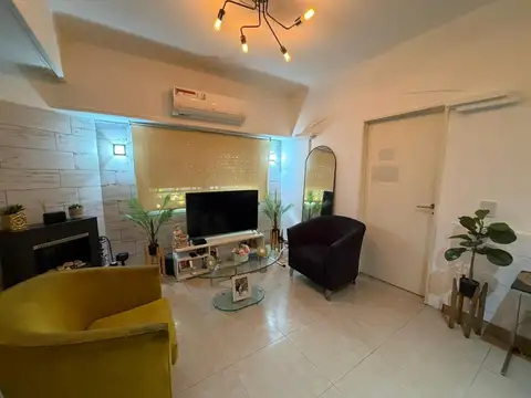 Depto Tipo Casa en Venta en Sarandí, USD 120.000