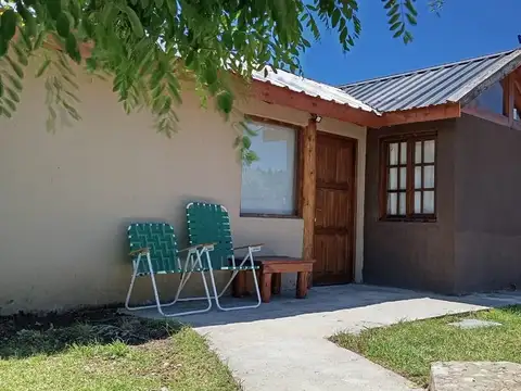 Complejo de cabañas a metros del Río Quenquentreu