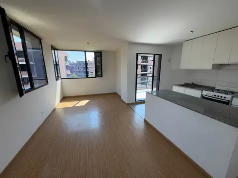 VENTA -  Departamento 2 Dormitorios,  Balcón Con Parrillero Y Cochera -  Palos Verdes, Fisherton