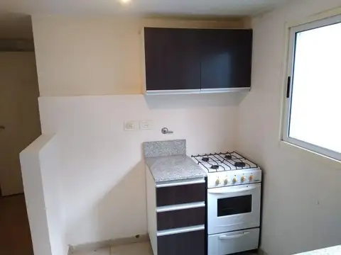 Yerbal 2600, Departamento Moderno 2 Ambientes, con Balcón, Flores