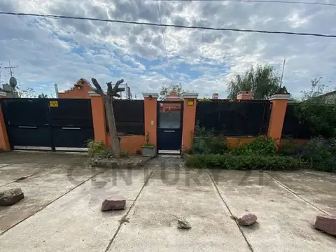 227 E/ 46 Y 47 , Piso 0