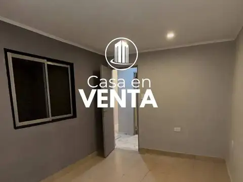 VENDO. Casa y departamento semi céntrico con entradas independientes. Concordia, ER.