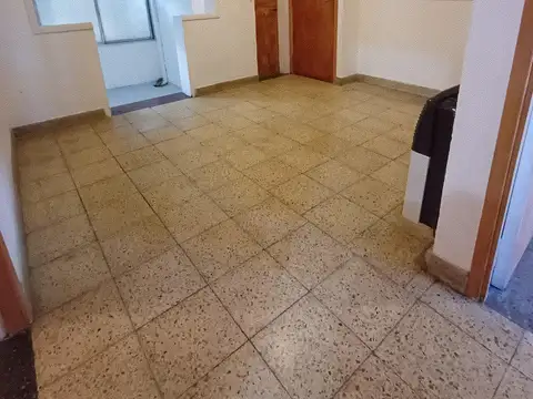 Depto Tipo Casa en Alquiler de 3 ambientes