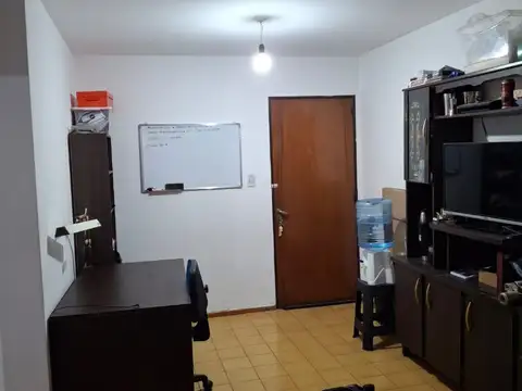 General Simón Bolívar 100