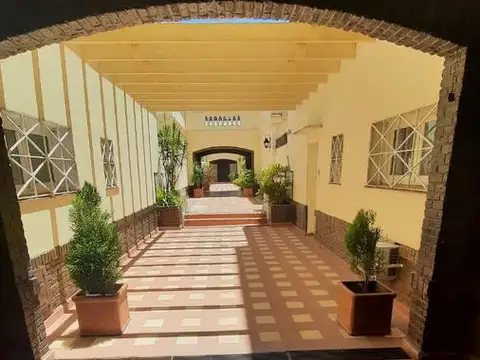 Depto Tipo Casa en Venta al Este