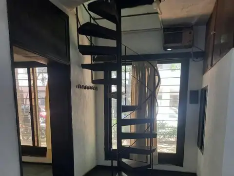 Depto Tipo Casa en Alquiler de 5 ambientes