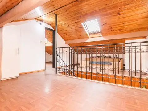 CASA BURZACO 5 AMB PILETA Y PARQUE (C/PLANOS)