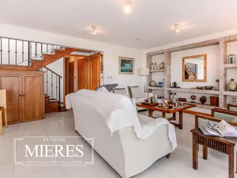 Departamento en Venta con 2 cocheras