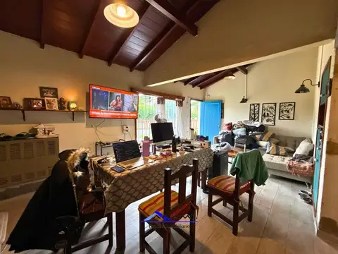 Depto Tipo Casa 4 ambientes con 3 baños