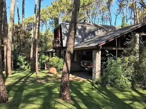 Casa 45 ambientes con 3 baños