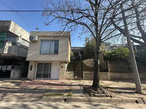 Casa en Venta en Centro  - Zarate, USD 158.000