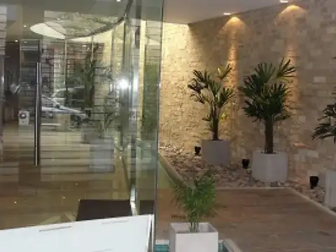 Cómodo monoambiente a un paso de todo!
