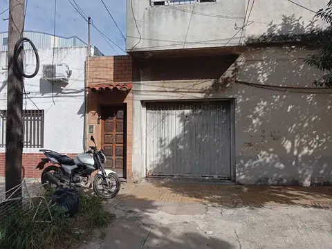 PH al contrafrente 3 ambientes c/patio y terraza